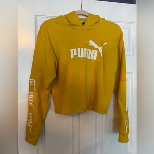 Puma Women’s Cropped Golden Hoodie Lightweight